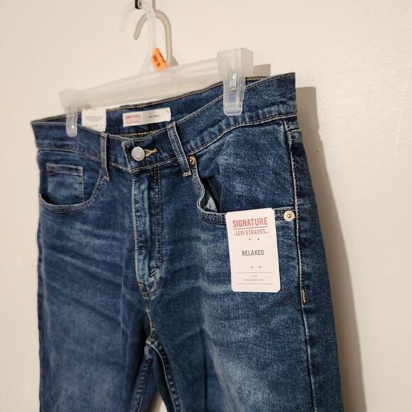 Levis Strauss Signature Jeans Size 32x34 Blue Relax Flex Moves With You. - Picture 2 of 11